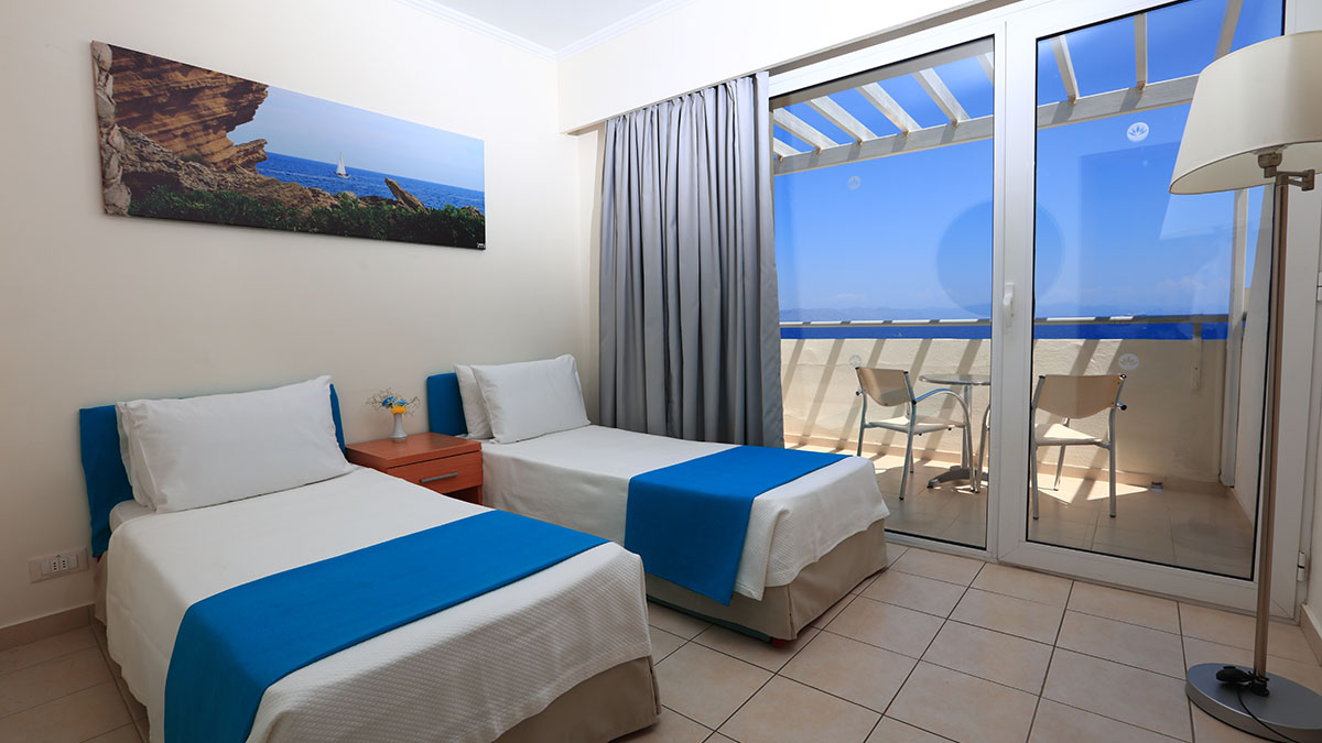 Family Sea View 